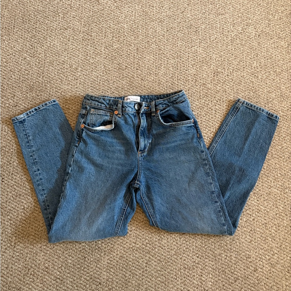 Zara Women's Size 4 Straight Leg Denim Jeans